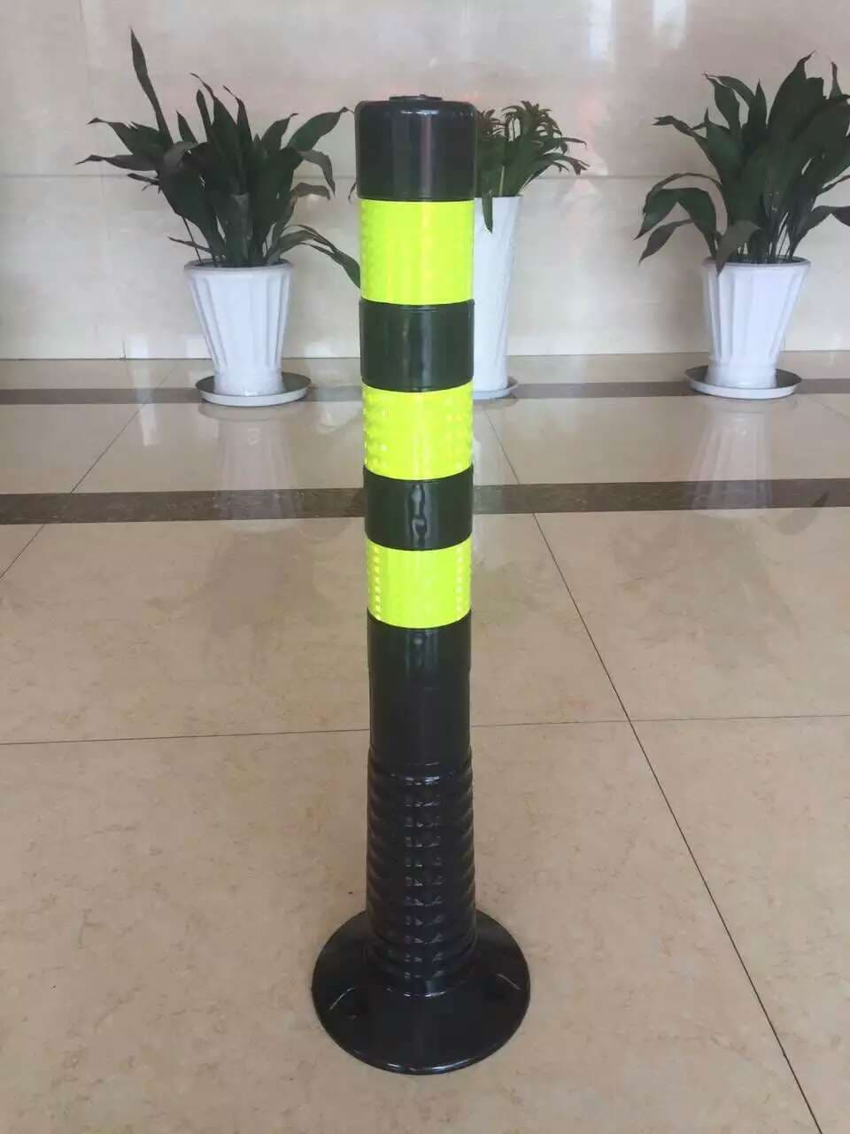 75cm warning post PU strip spring post delineator post